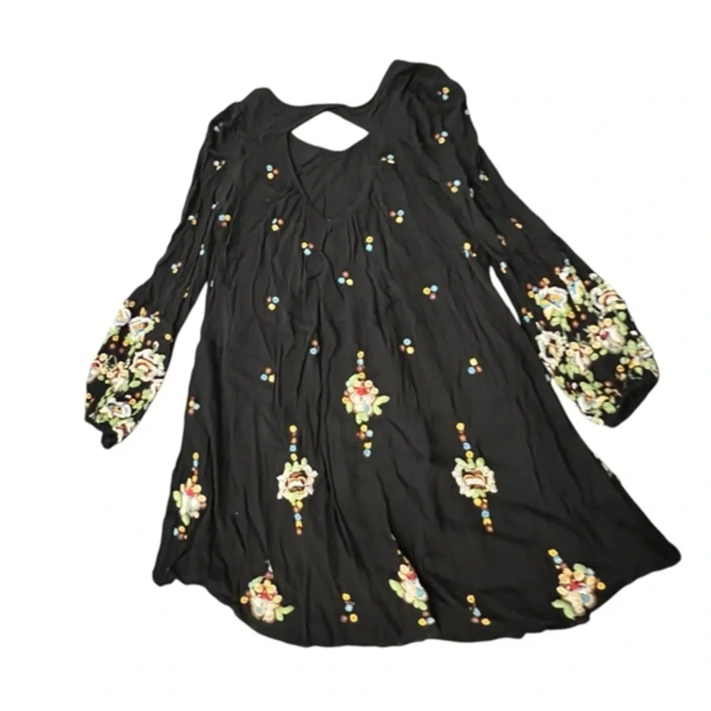 FREE PEOPLE Black Oxford Embroidered Dress Size Small BOHO Long‎ Sleeve Floral